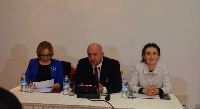 Прием в честь родного языка меньшинств