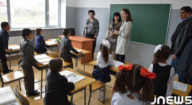 Министр посетила новую школу села Бугашен