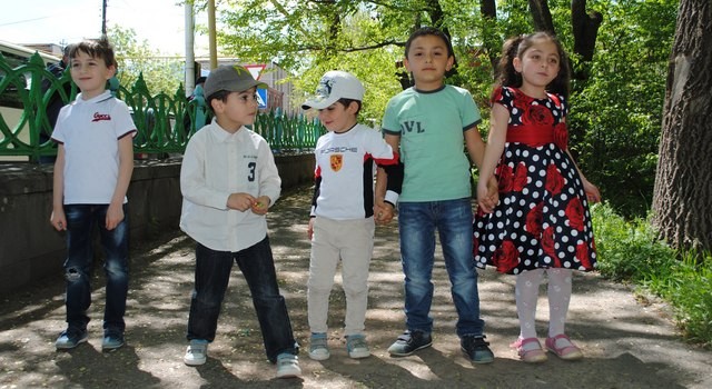 Дефицит материнства