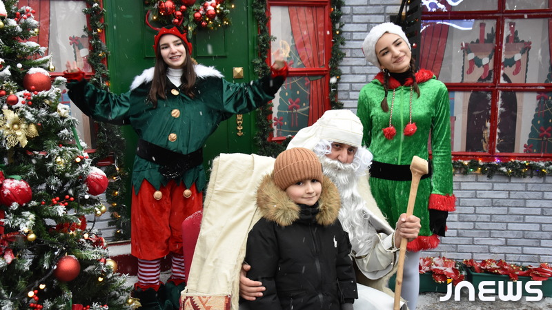 В Ахалкалаки зажгли Новогодние огни