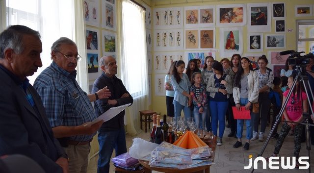 Детство и мир на картинах юных художников