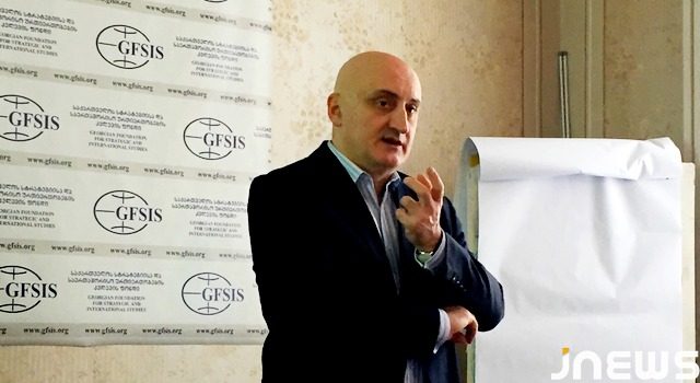 НАТО, Евросоюз, Россия: политические реалии Грузии