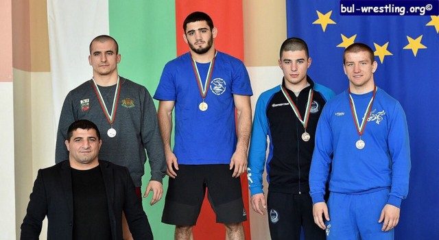 Чемпион Болгарии по борьбе из Джавахети