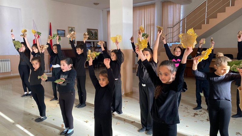 Тема осени в Молодёжном центре Ахалкалаки