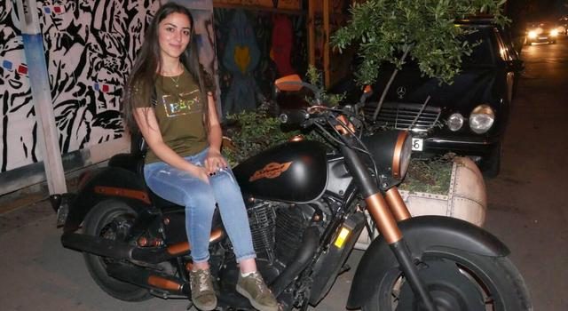 Она мечтала сфотографироваться с Пашиняном, выяснилось будет жить в его доме