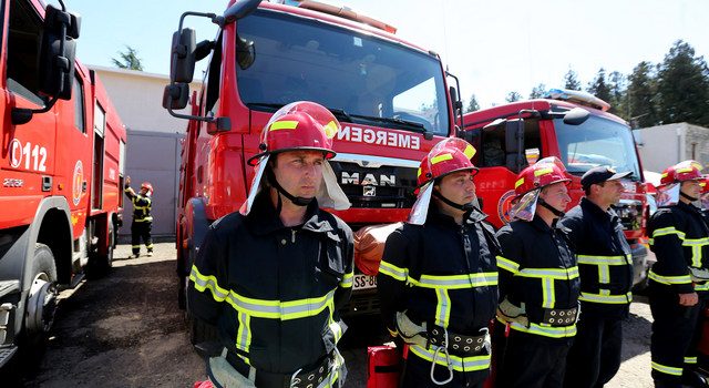 Сотрудники МЧС проходят тактические курсы