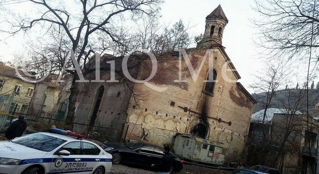 Сгоревшая дверь церкви Св.Геворг Мугнецоц будет восстановлена