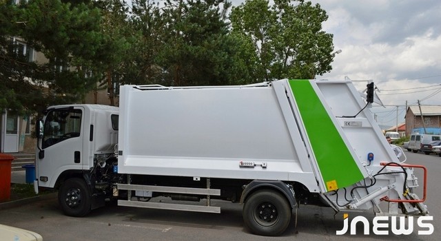 Новая машина не решила проблему мусора