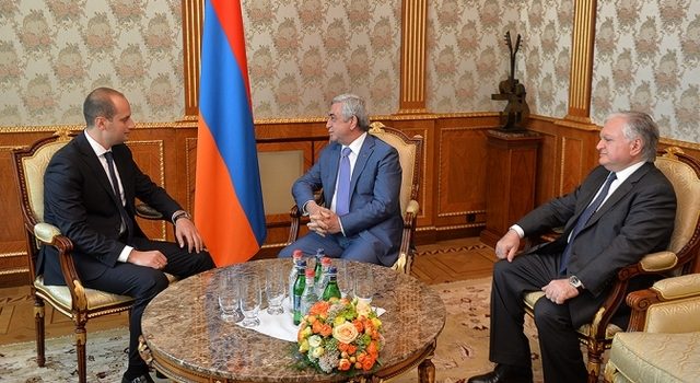 Серж Саргсян принял министра иностранных дел Грузии
