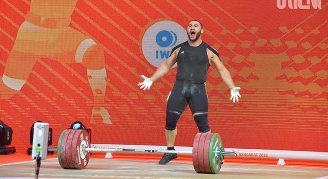 Армянский тяжелоатлет Симон Мартиросян установил рекорд и стал чемпионом мира