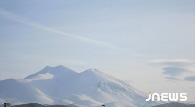 Пенсионеры тоже должны подавать документы для получения статуса