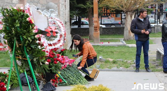Безвозмездной боли 102 года