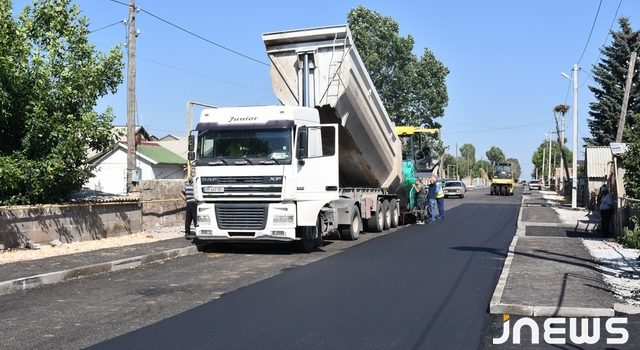В Грузии будет построено и реабилитировано 250 км дороги