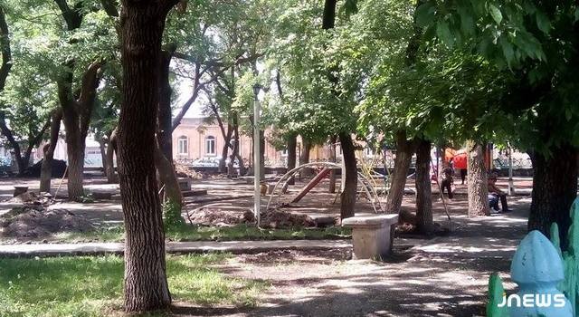 Благоустраивается парк Хас Бахча