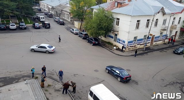 Город готовится к визиту кандидата в президенты Саломе Зурабишвили