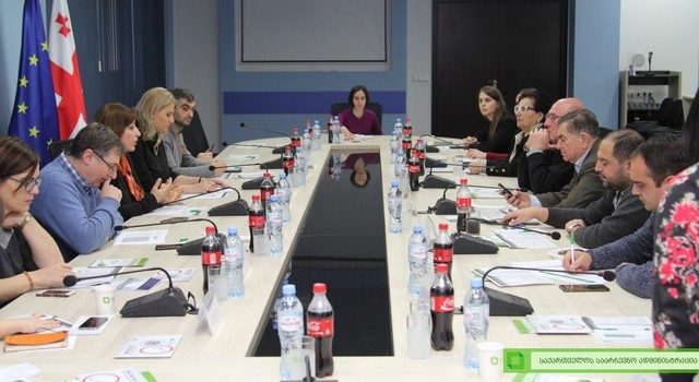 Для вовлечённости этнических меньшинств