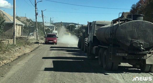 Ремонт дороги, который длится годами