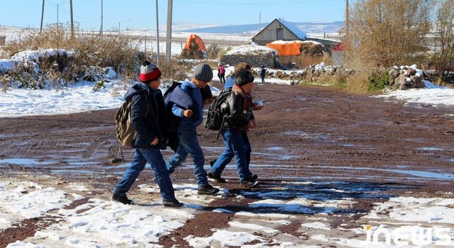 Цветное детство