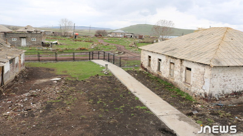 Старое здание школы в селе Дадеш вынесено на аукцион