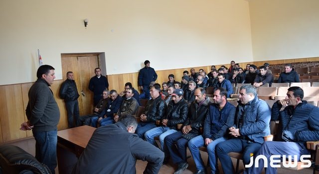 Дадешцы требуют надёжную границу (Video)