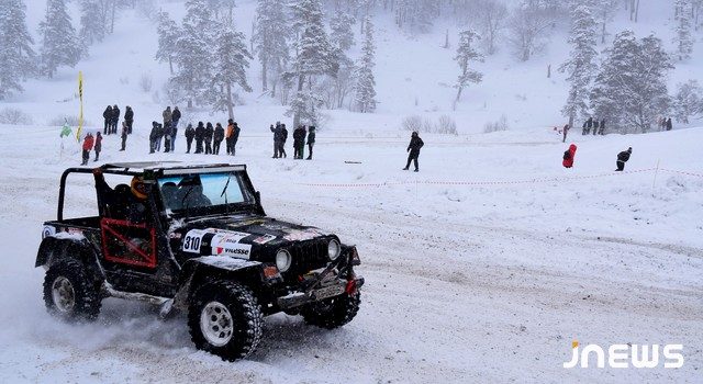 Соревнования внедорожников в Бакуриани (Photo)