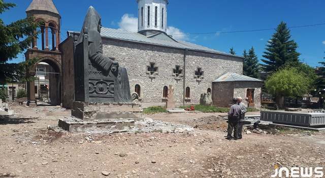 Благоустройство двора церкви и проблемы