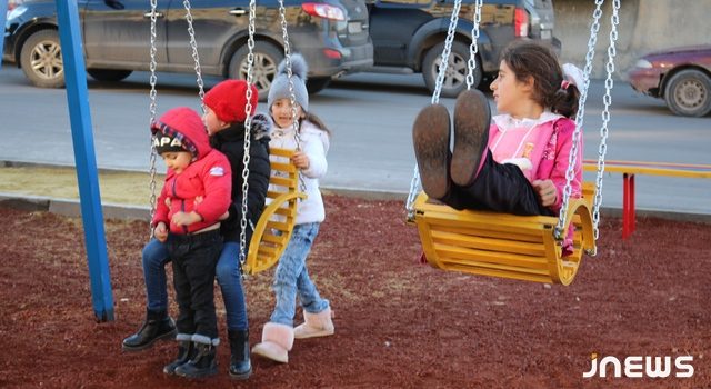 Дети из социально незащищённых семей уже получат по 50 лари