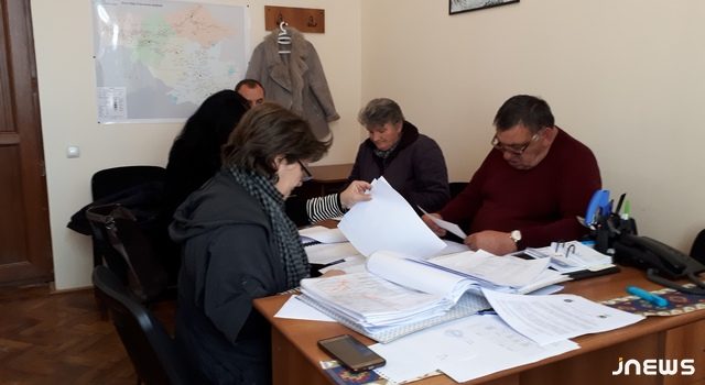 Зарплата работников организаций при мэрии возможно повысится на 10%