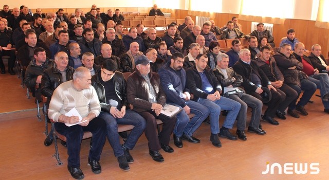 “Сёла крадут, как девушек”