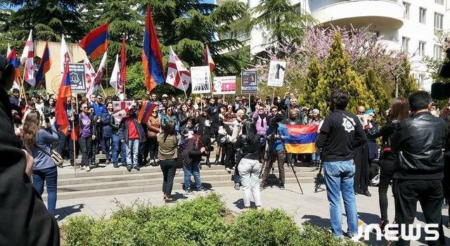 В Тбилиси отметили 102-ую гововщину Геноцида армян