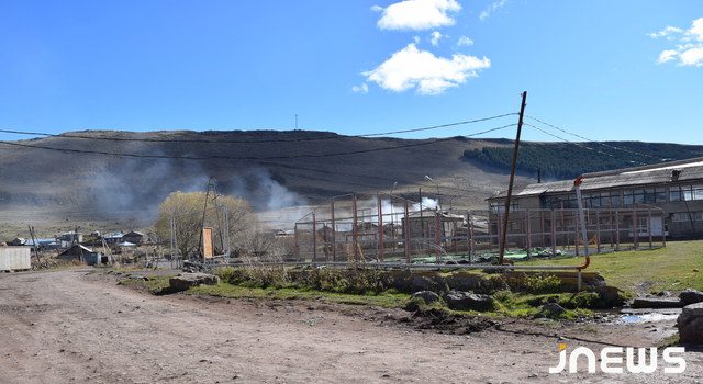 «Необходимо преодолевать трудности, а не покидать село»
