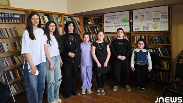 Майские праздники в Ахалкалакской библиотеке (Photo)
