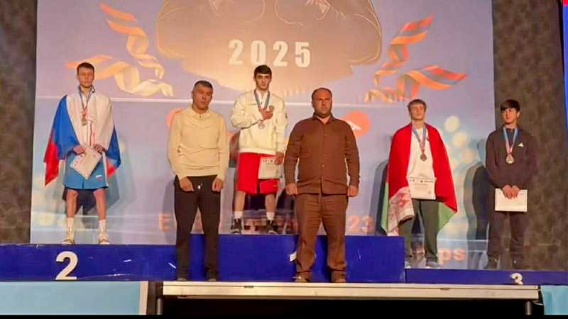 Ахалкалакский боксер завоевал бронзу на молодежном чемпионате Европы