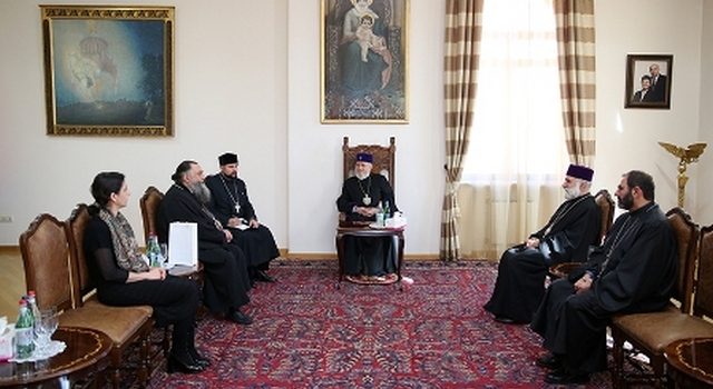 Владыка Николоз встретился с Католикосом Всех Армян