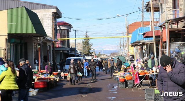 Магазины в Ахалкалаки продолжают работать в обычном режиме