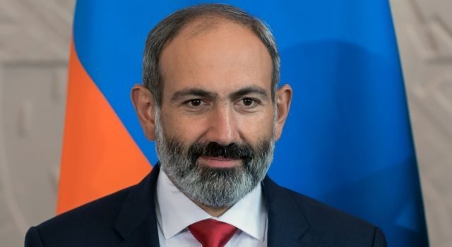 Премьер-министр Армении Никол Пашинян подал в отставку