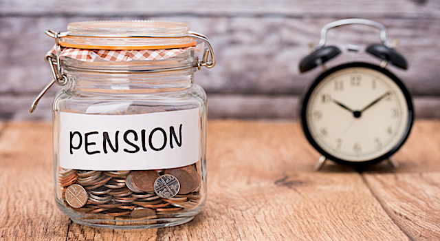 Около 30 000 человек воспользовались накопленной пенсией