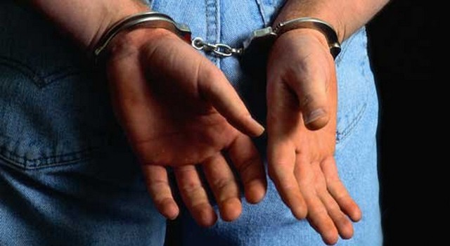 В Ахалкалаки задержали чиновника за взятку