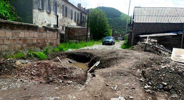 Бассейн под открытым небом