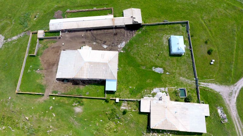 Срочно! Продаётся готовый животноводческий комплекс в Ахалкалаки по низкой цене (R)