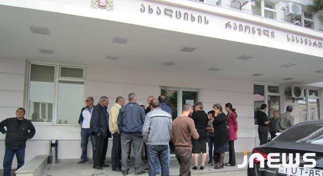 Суд по делу убийства Саргиса Акобяна опять отложили