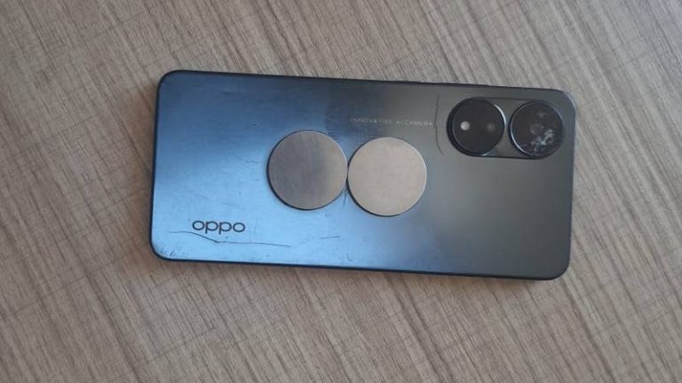 Найден телефон бренда OPPO