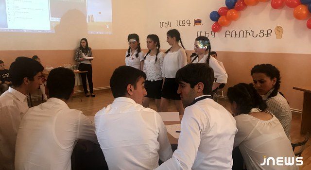 Интеллектуальный конкурс: «Одна нация, один кулак»