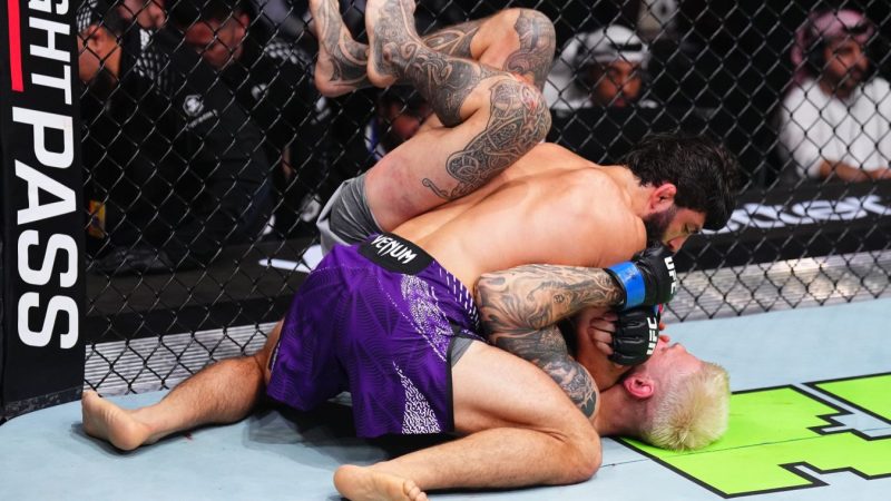 Удушающая победа Царукяна