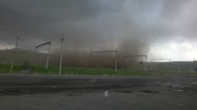 В Стамбуле есть погибшие и раненые из-за урагана