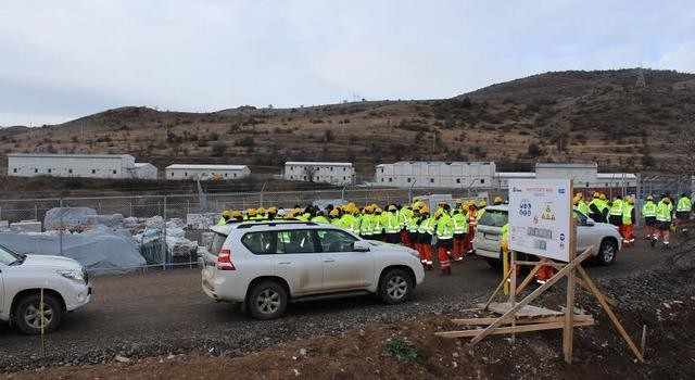 Чего требуют протестующие в Вале