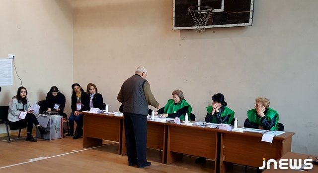 Штабы о своих шансах и о процессе выборов