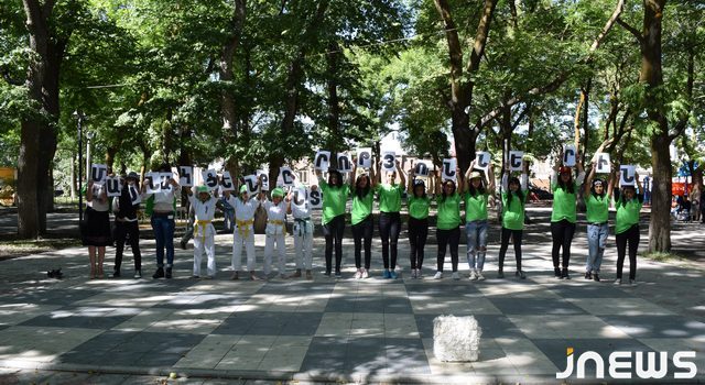 “Давайте участвовать в выборах”: флешмоб в Ахалкалаки (video)