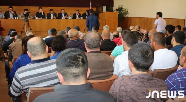 Депутаты парламента знакомятся с проблемами Ахалкалаки