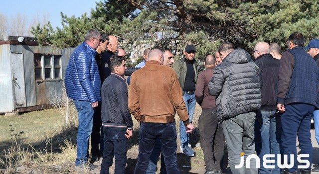 Незаконное строительство или борьба за выгодный участок земли